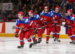 По мнению Подоляна, игроки «молодёжки» РФ проявили характер в исходном матче серии против Канады